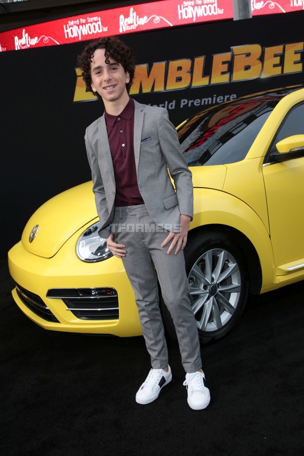 Transformers Bumblebee Global Premiere Images  (18 of 220)